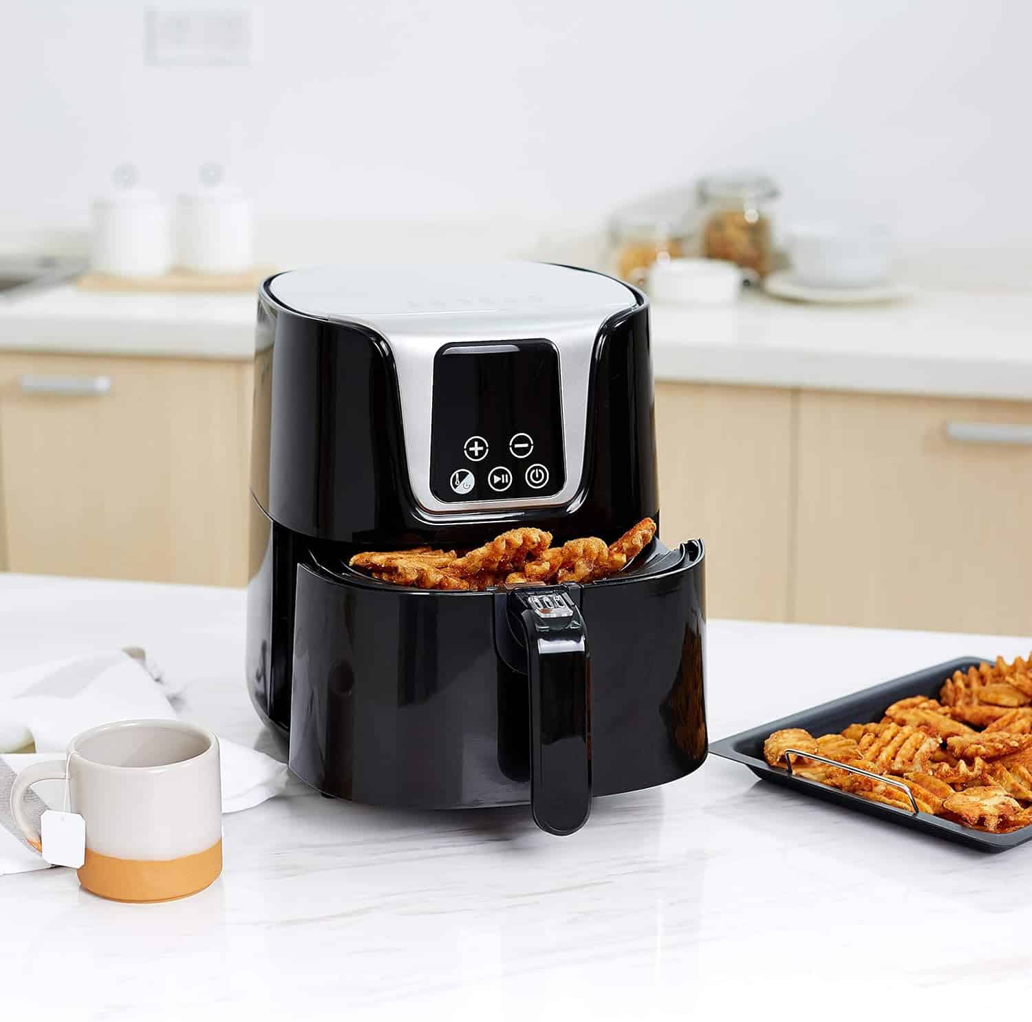 Amazon Basics DF7003T CB 4L 2 air-fryer-amazon-basics-4-litres-noir-2